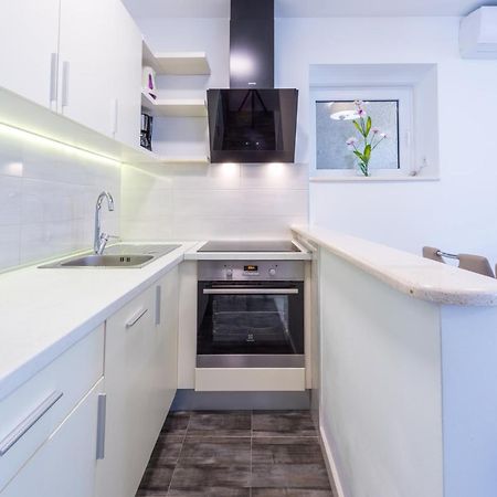 Apartments Lucija ドゥブロブニク 部屋 写真