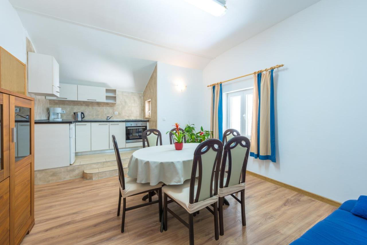 Apartments Lucija ドゥブロブニク 部屋 写真